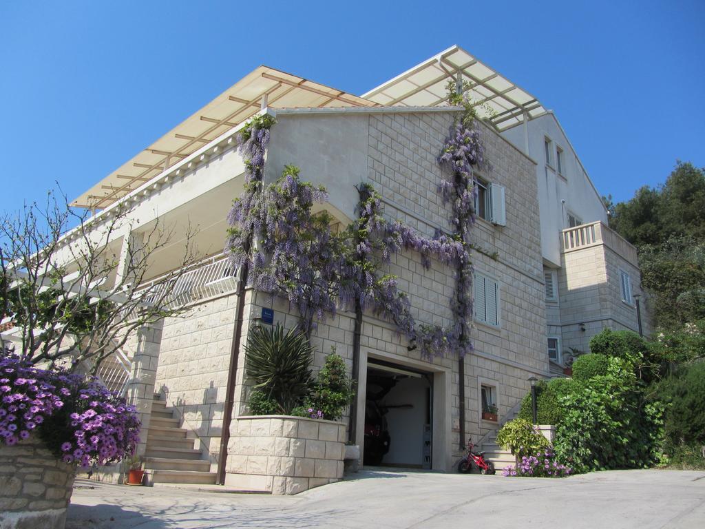Villa Hela Lumbarda Exterior photo