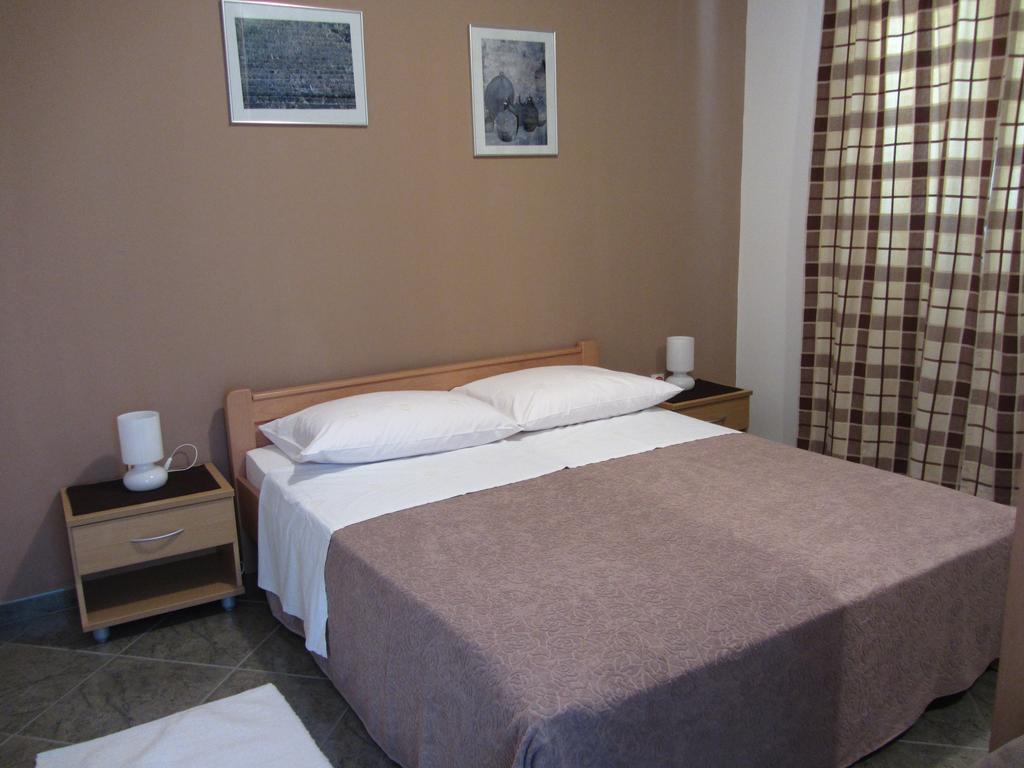 Villa Hela Lumbarda Room photo