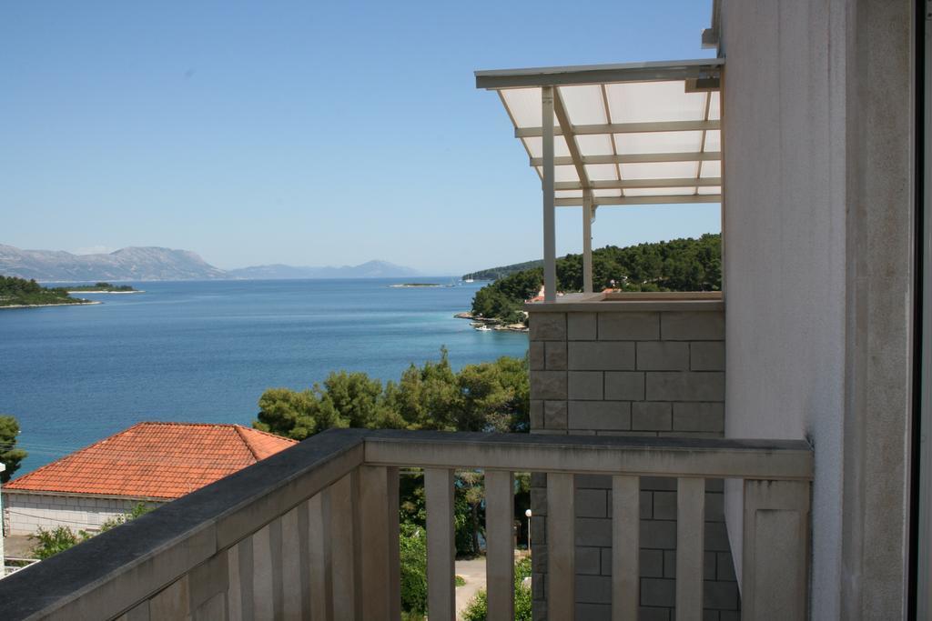 Villa Hela Lumbarda Exterior photo